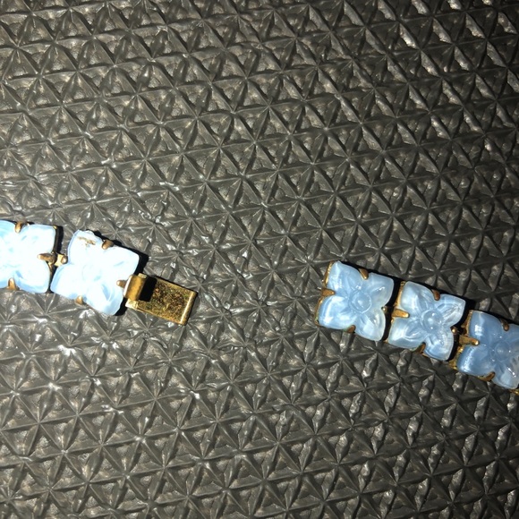 flower gem chocker - Picture 3 of 3